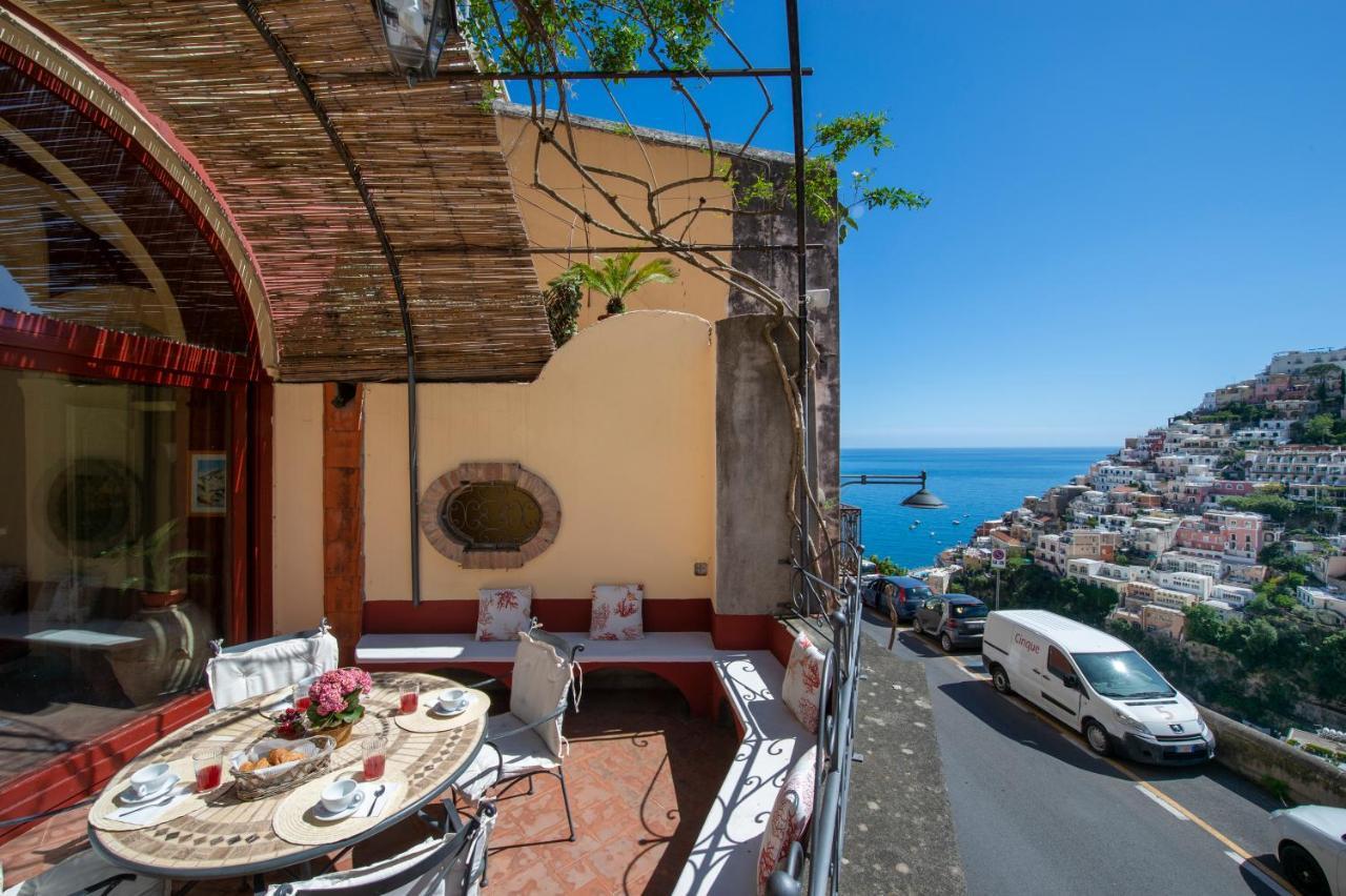Casa Giulia - Sophisticated Apartment With View Positano Bagian luar foto